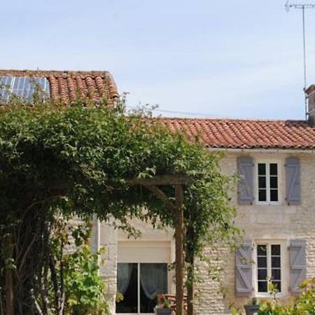 La Poussardiere Saint-Martin-sous-Mouzeuil Exterior foto